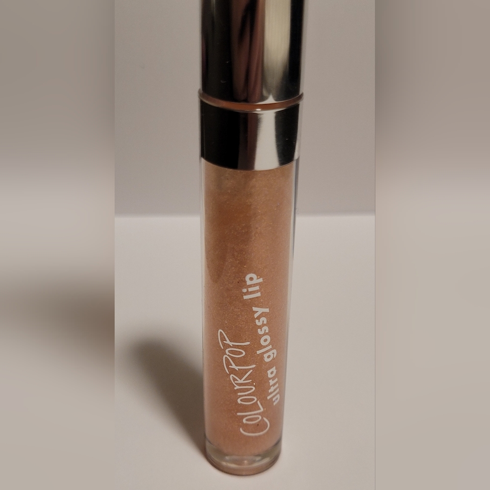 Colourpop Lipgloss Color: Snow Day Brand New and Beautiful!! ❤️ Discontinued!!